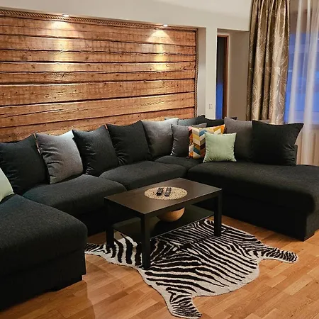 Unique & Spacious 2 Bedroom With Sauna Appartamento