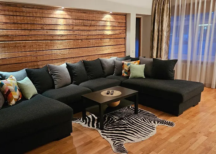 Unique & Spacious 2 Bedroom With Sauna Apartman